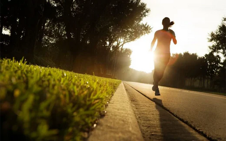 Beneficios de Correr en la Mañana: Energía y Bienestar Desde el Amanecer