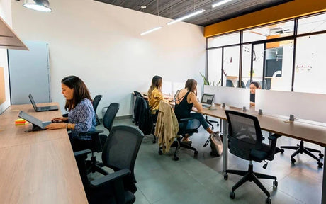 Cómo lidiar con el sobrepeso que genera el trabajo de oficina