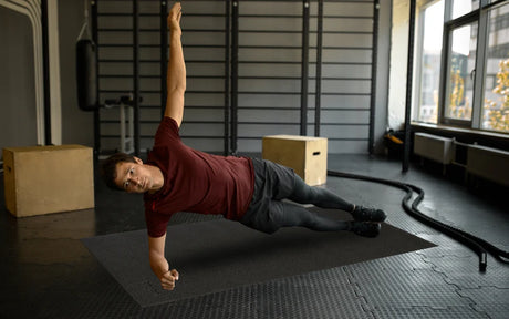 El rol de la fuerza isométrica en deportes cotidianos: cargar bolsas, subir escaleras y manejar peso
