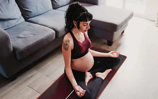 Yoga prenatal: Una práctica esencial para el bienestar durante el embarazo
